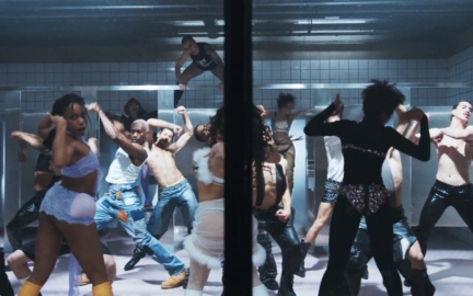 Madonna – Confessions II   – Torso